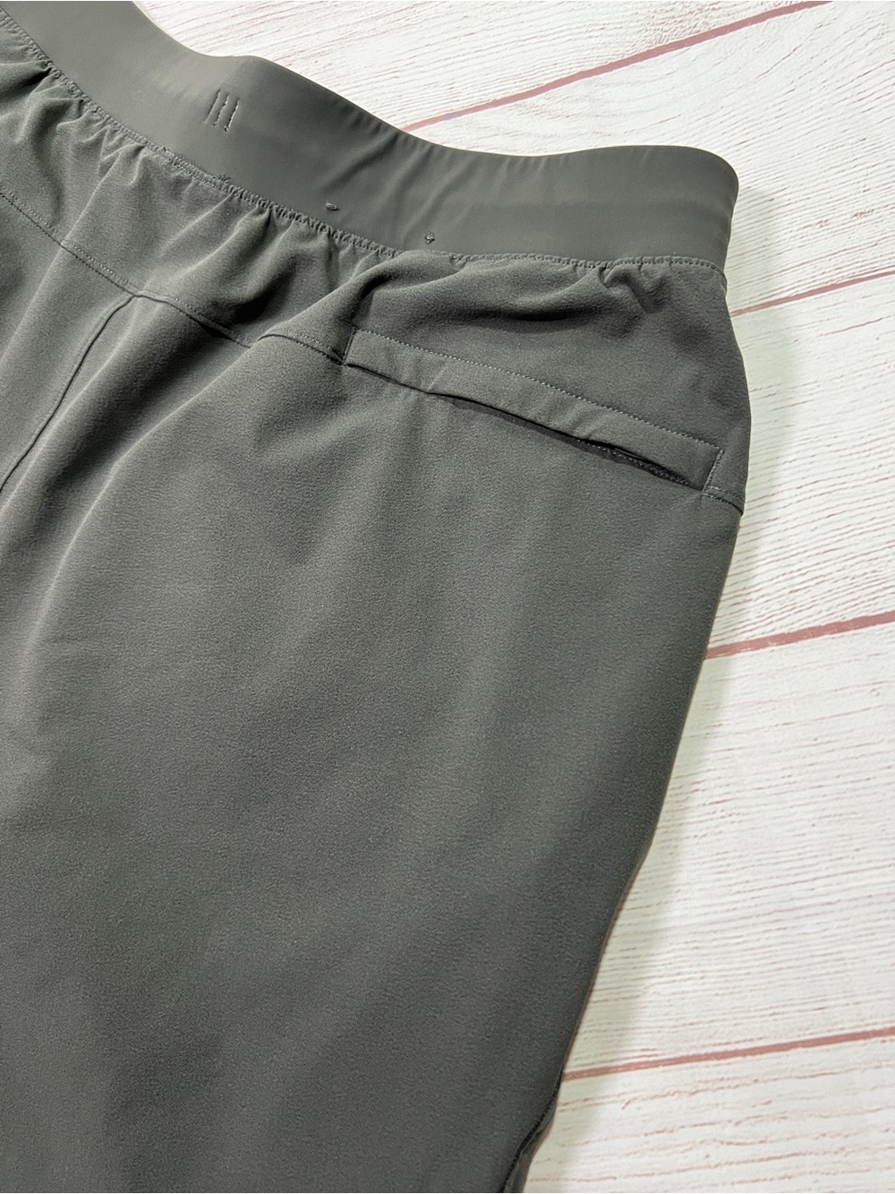 Lululemon Men's Zeroed In Slim Fit Pants - Medium - olive green Swift stretch - Picture 7 of 10